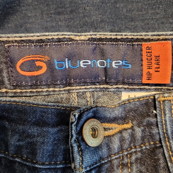 34 BLUENOTES High Rise Flares jeans - Picture 5 of 5